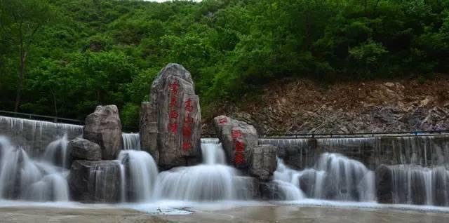 海滩宾馆逃生